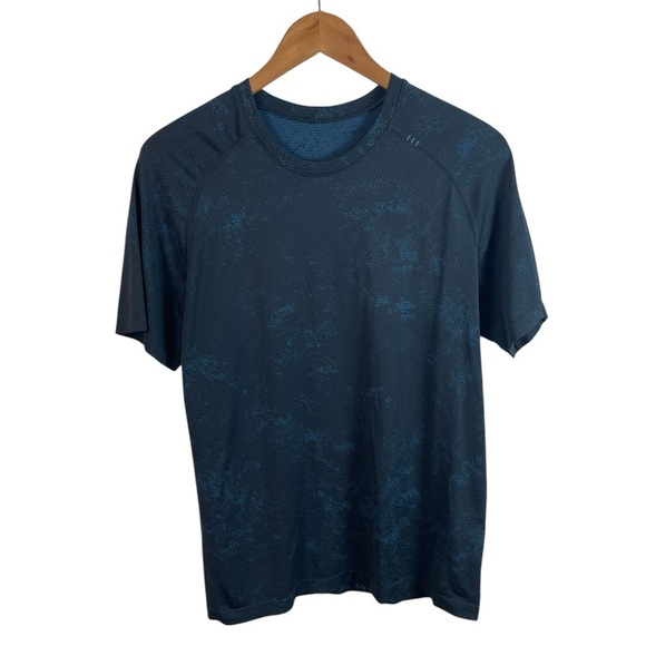 TS930 Men’s Lululemon Athletica Performance Workout Shirt S - Picture 1 of 4